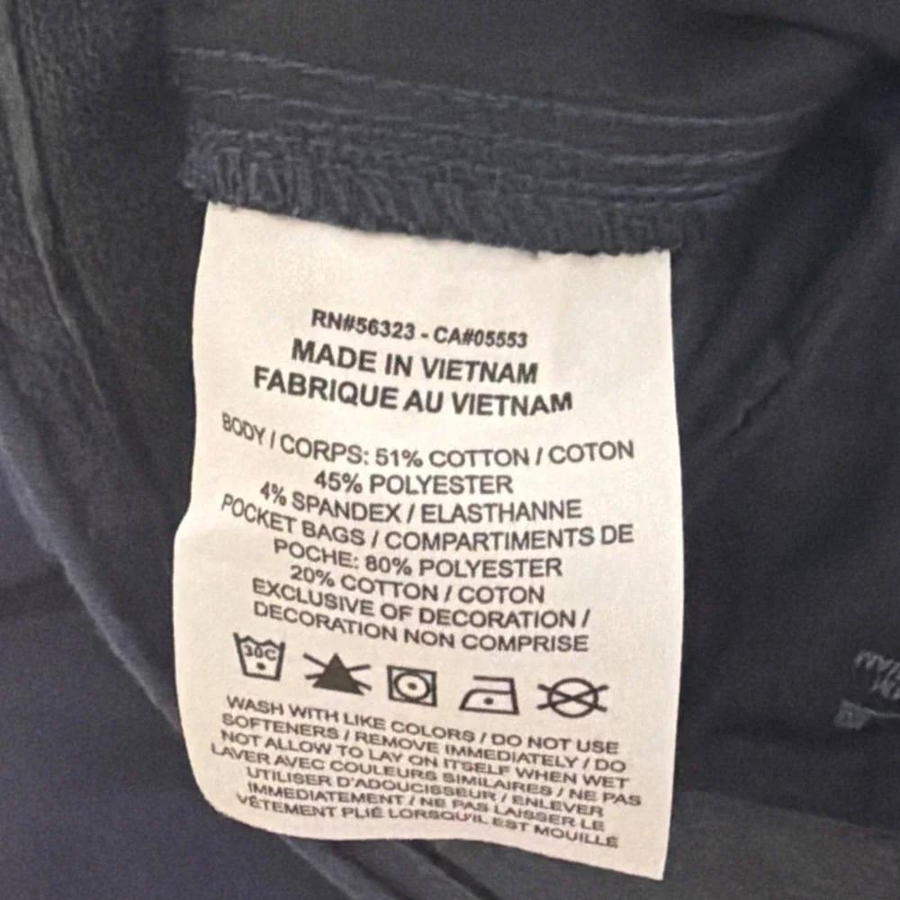 Nike Dri-FIT Chino Shorts Mens 38 Navy Blue Stretch Golf Casual DA4139-451